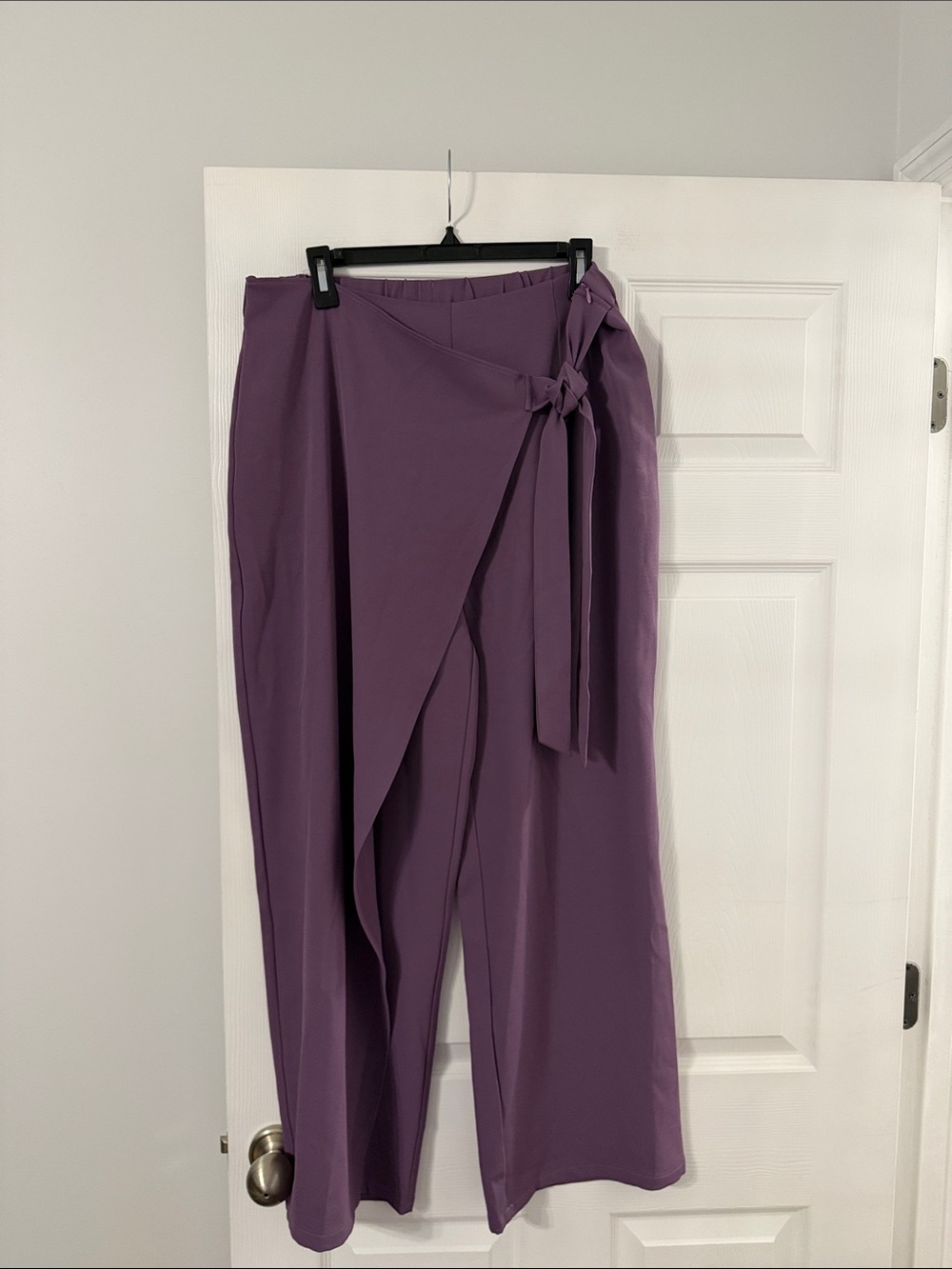 HALARA Lavender Wrap-Front Wide Leg Pants size XL brand new Inseam 28” waist 36”